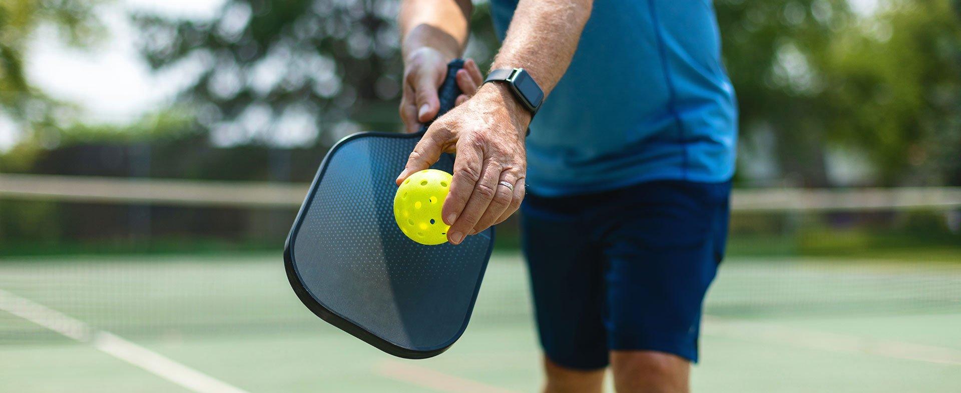 How to Play Pickleball: Essential Tips and Strategies for Beginners - FORWRD