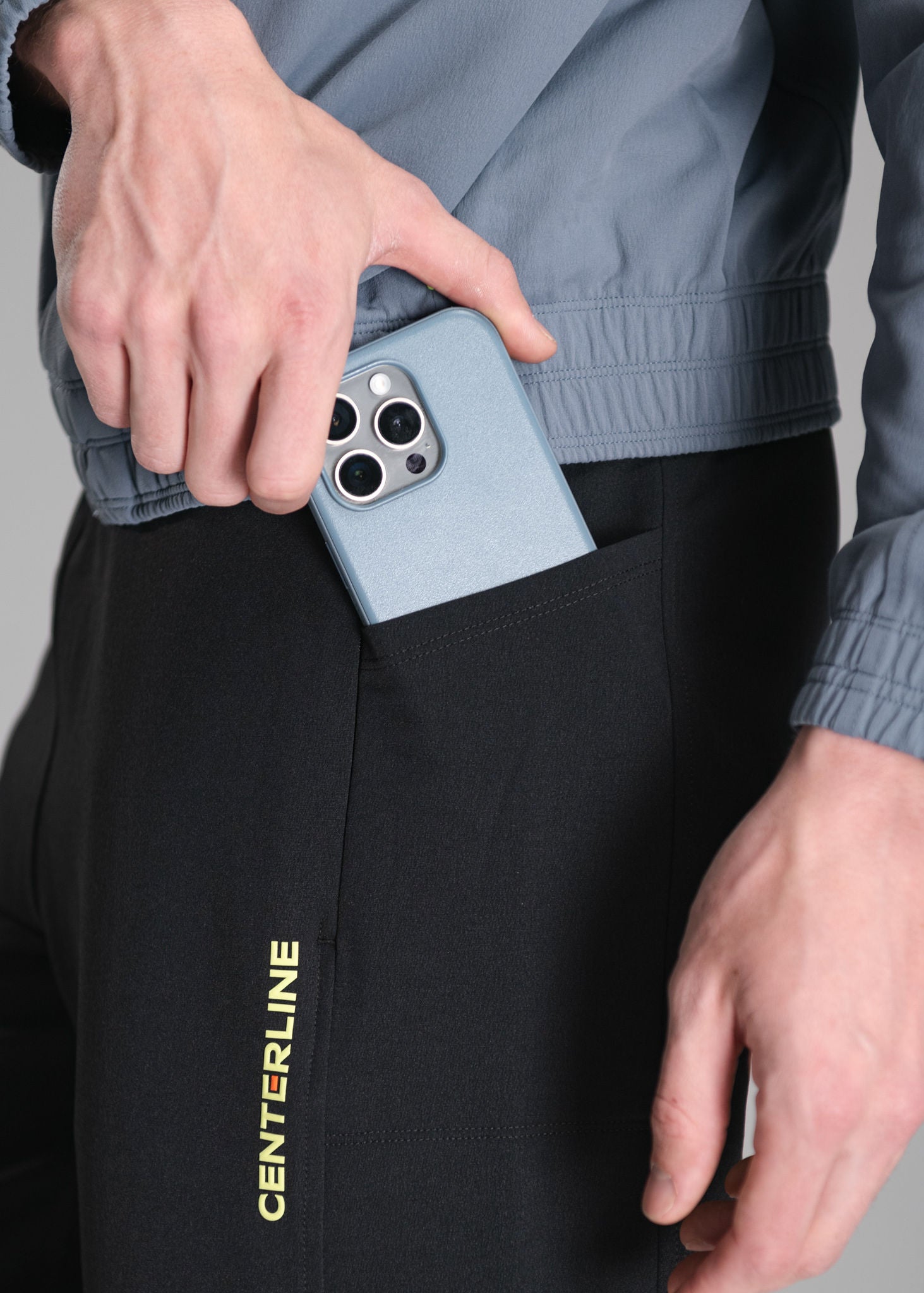 Men's Courtside Track Pants - FORWRD