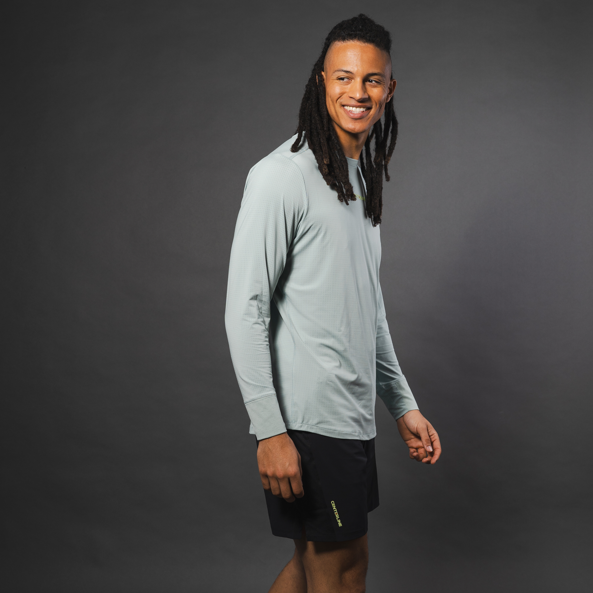 AirLite Men's Long Sleeve - FORWRD - Introducing the AirLite Men's Long Sleeve top, engineered with innovative GripTek™ textured knit on the sleeve cuffs. This top doubles as a convenient towel for quick perspiration management during matches. Experience next-level performance and functionality with this essential piece, ensuring you stay focused and comfortable on the court. Elevate your game with every serve, volley, and smash in this game-changing top.