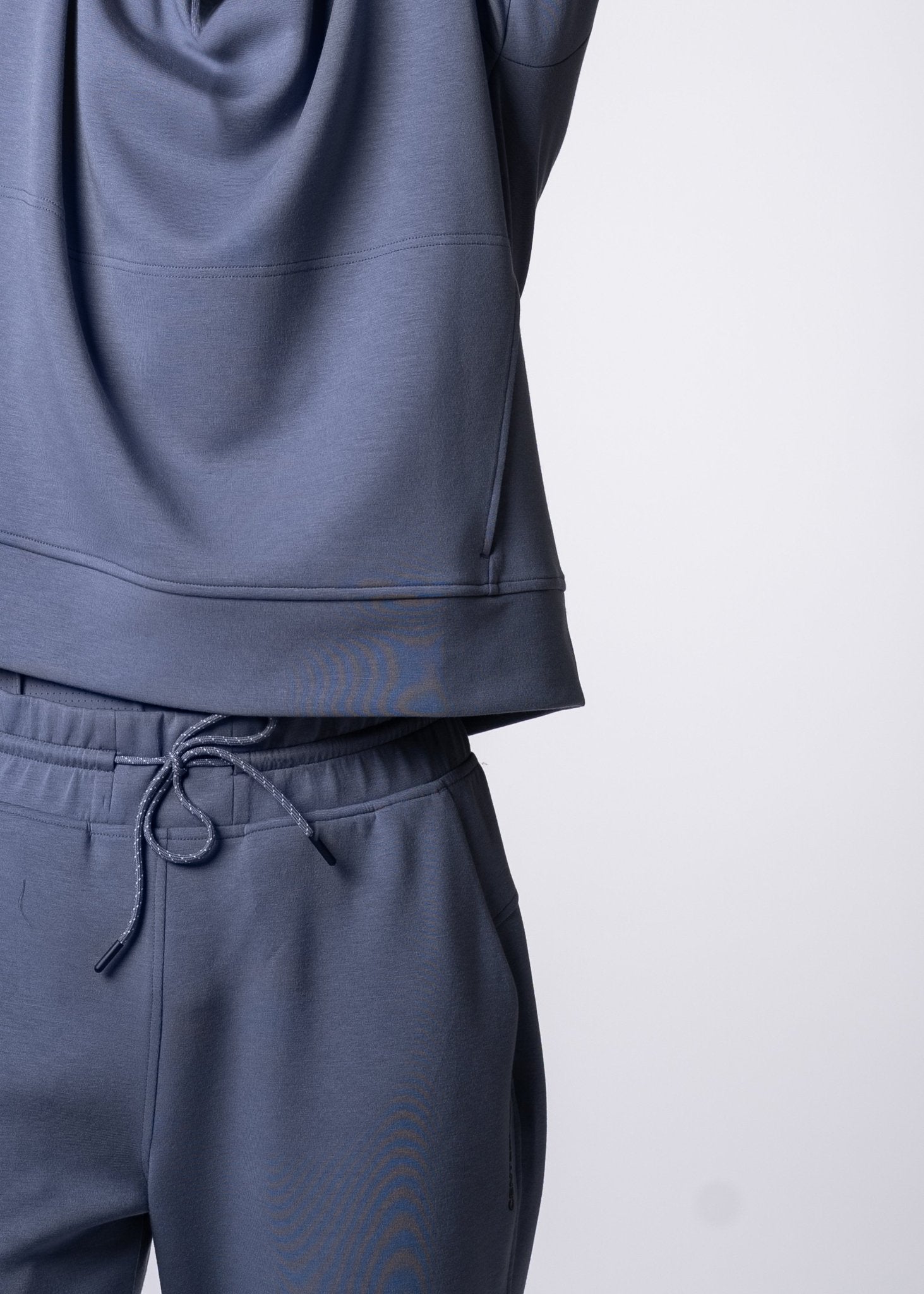 Après Unisex Crew Sweatshirt - FORWRD