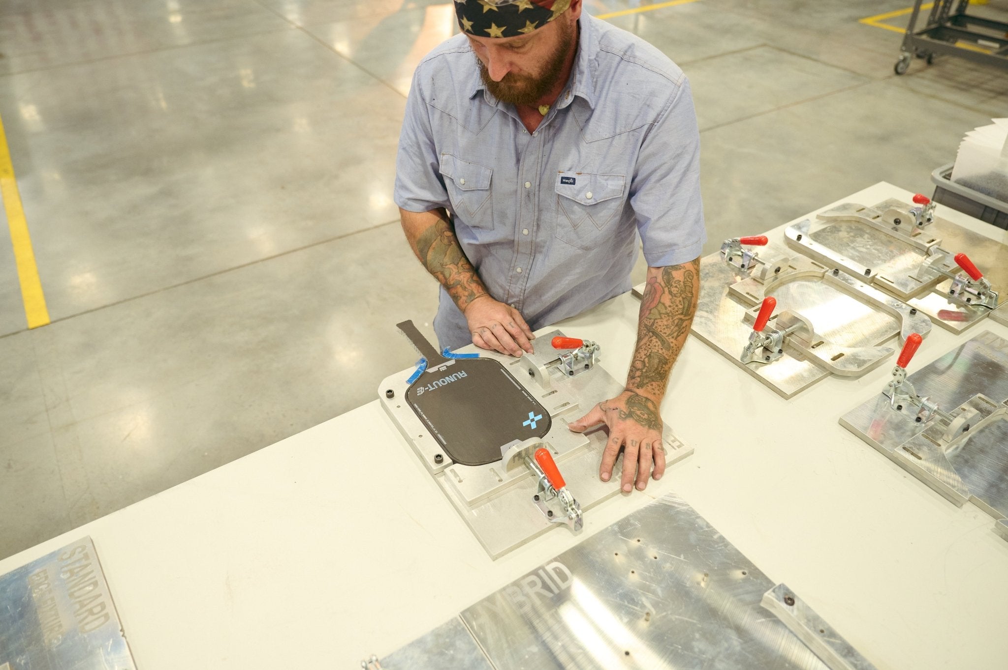 F+B RUNOUT Pickleball Paddle - FORWRD