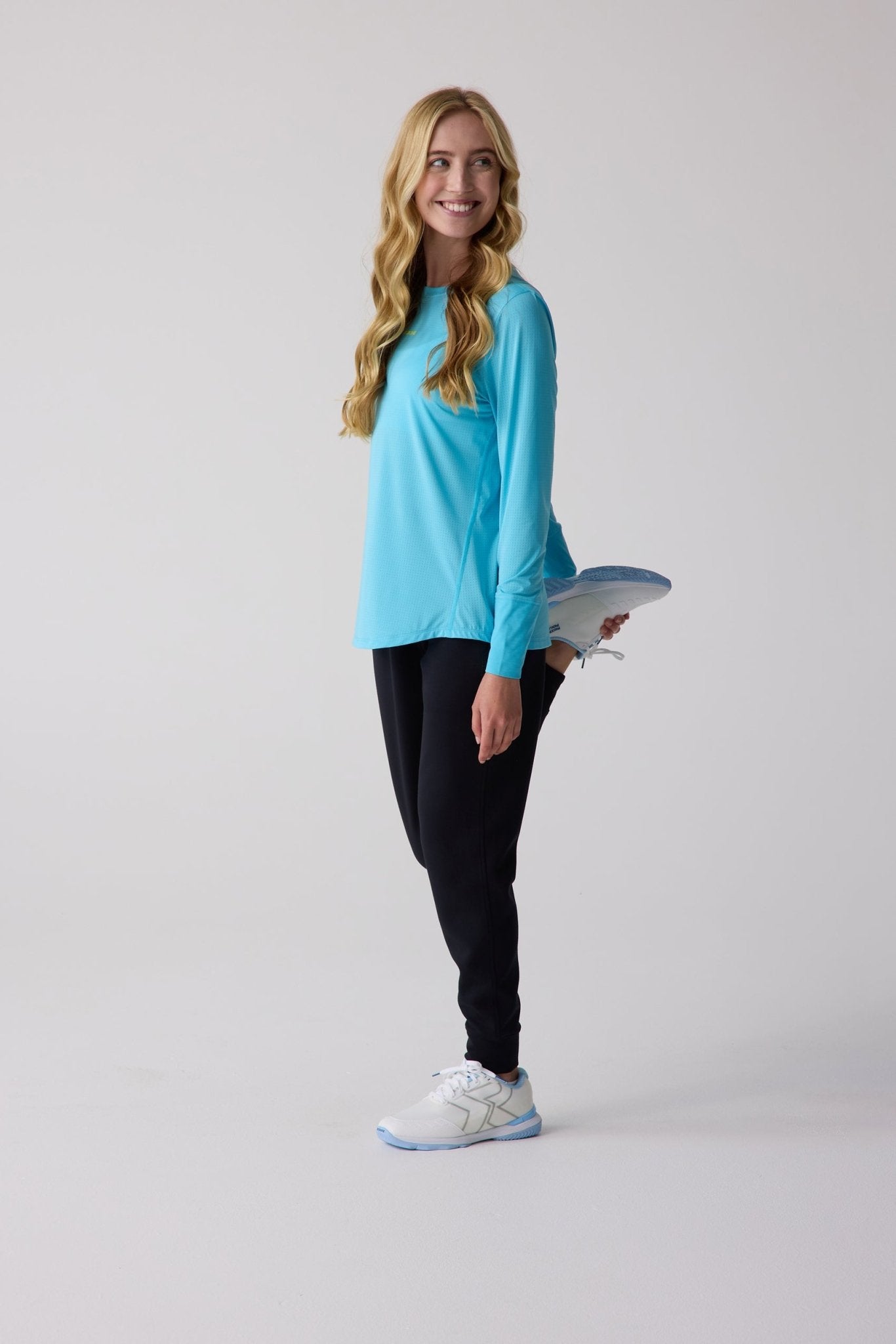AirLite Women's Long Sleeve - FORWRD