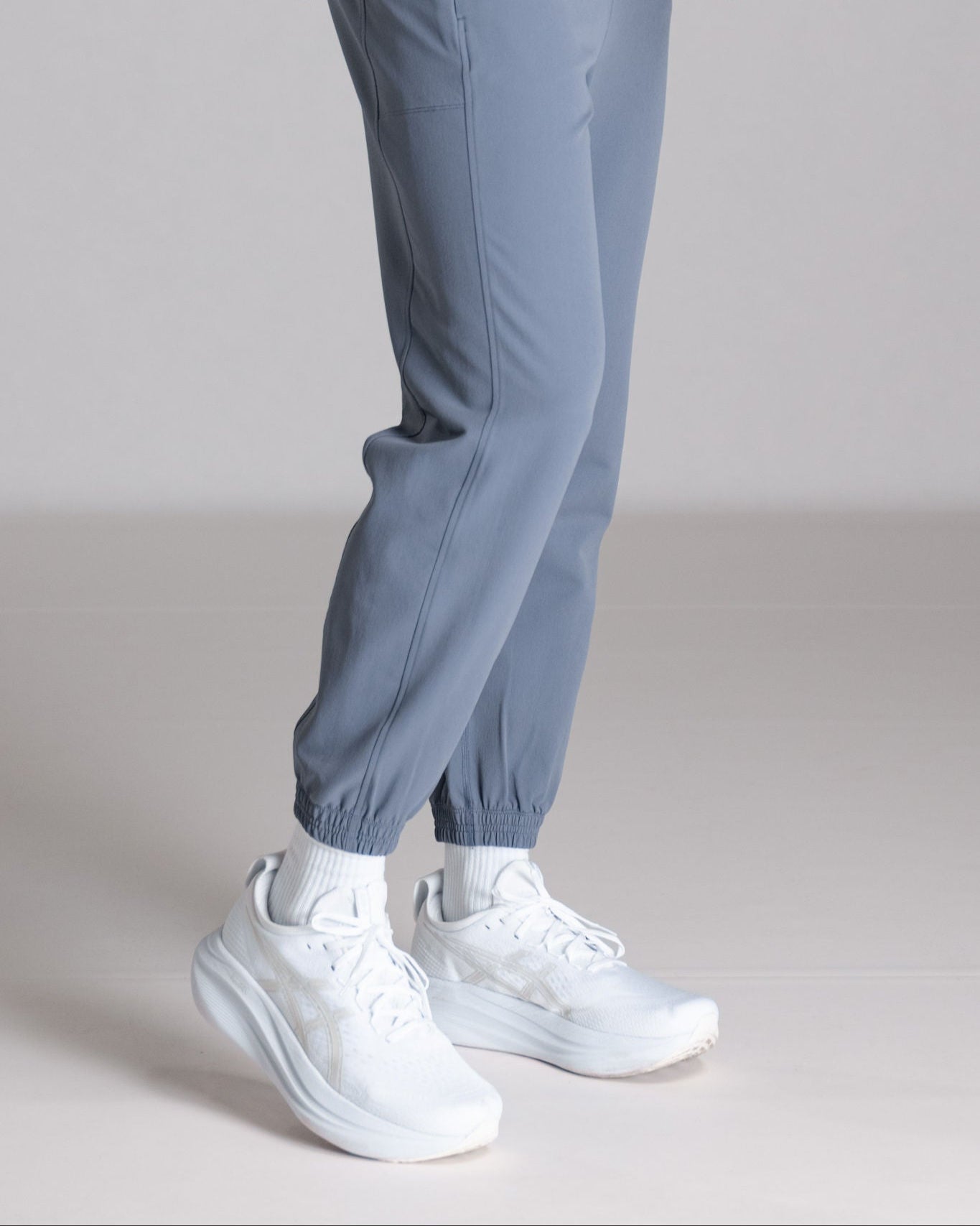 Women's Courtside Track Pants - FORWRD