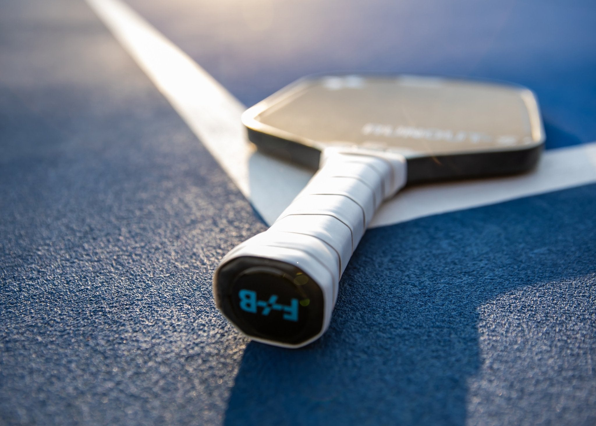 F+B RUNOUT Pickleball Paddle - FORWRD