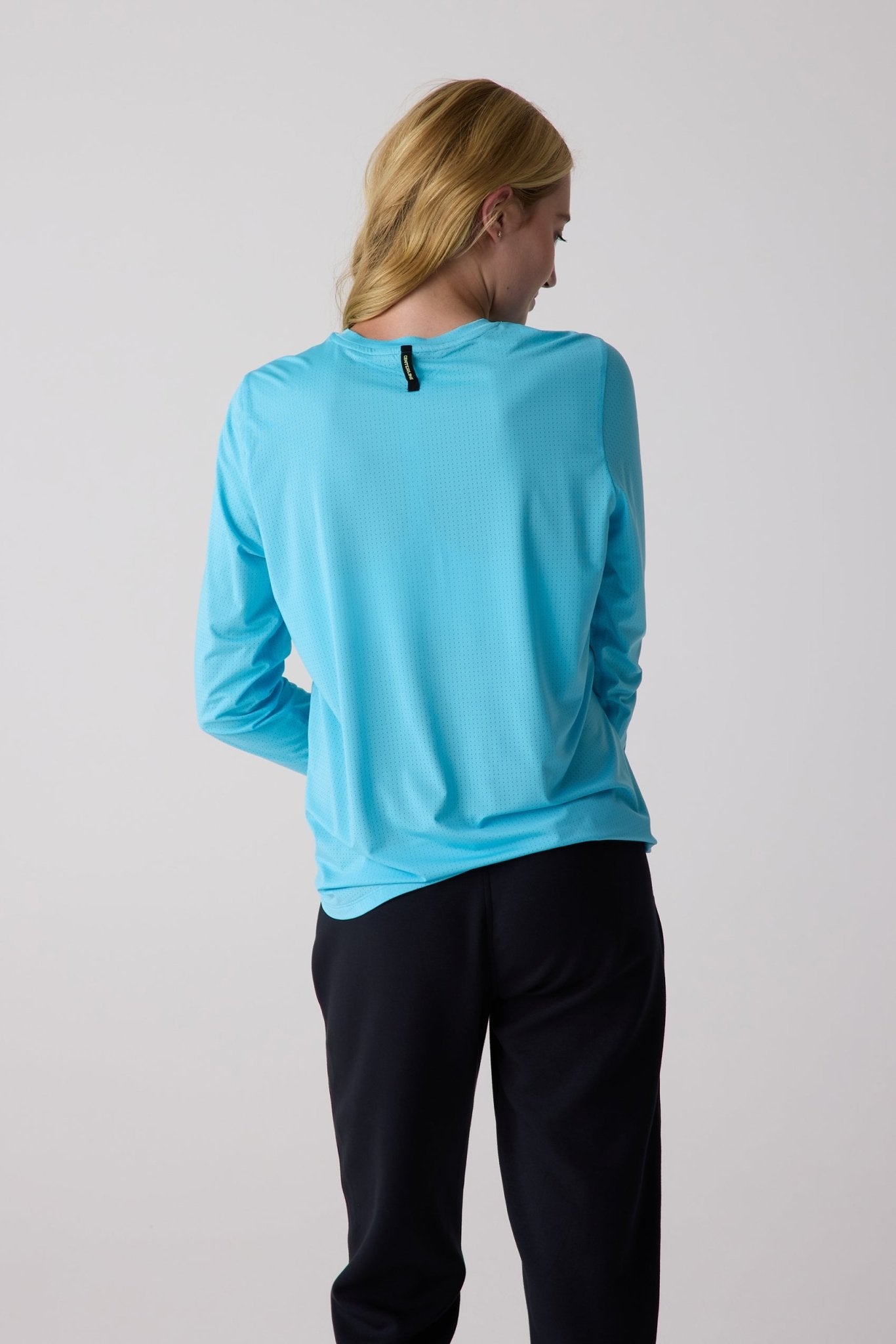AirLite Women's Long Sleeve - FORWRD